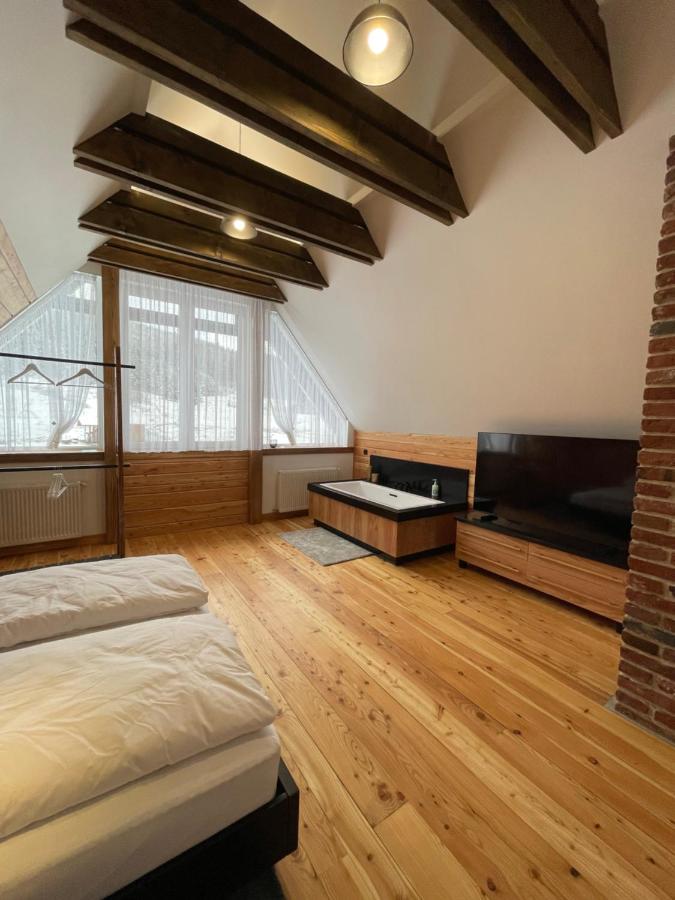 Villa Yozefstal Myslovka Esterno foto
